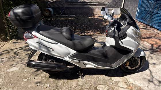DAFRA MAXSYM 400i DAFRA MAXSYM 400i